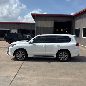 2017 Lexus LX 570 BASE 照片 3