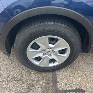 FORD EXPLORER BASE - 10