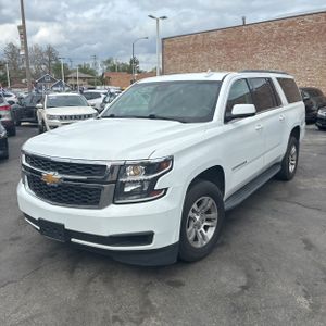 CHEVROLET SUBURBAN LT - 1