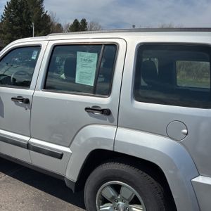 JEEP LIBERTY SPORT - 6