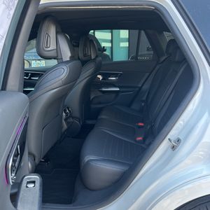 صورة مصغرة 34 لـ 2024 Mercedes-BENZ GLC