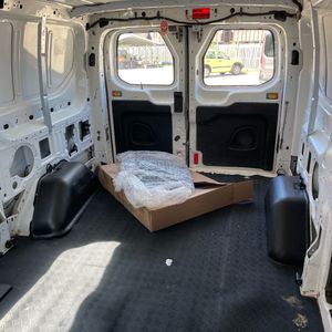 صورة مصغرة 34 لـ 2018 FORD TRANSIT 250