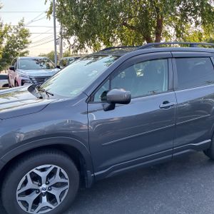 صورة 2 لـ 2020 Subaru FORESTER PREMIUM