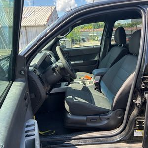 2010 FORD ESCAPE XLT 照片 31