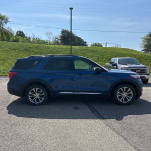 FORD EXPLORER XLT - 10