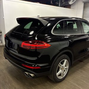 PORSCHE CAYENNE S - 9