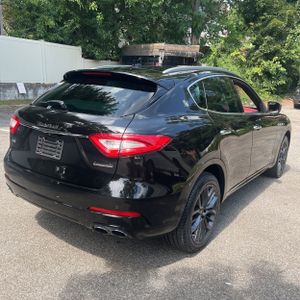2019 Maserati LEVANTE S 照片 8
