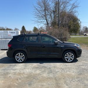 VOLKSWAGEN TAOS S 4MOTION - 10