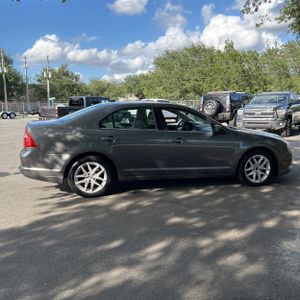 FORD FUSION SEL - 10