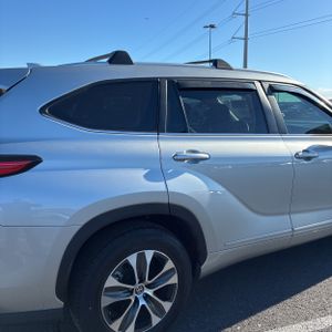 TOYOTA HIGHLANDER - 9