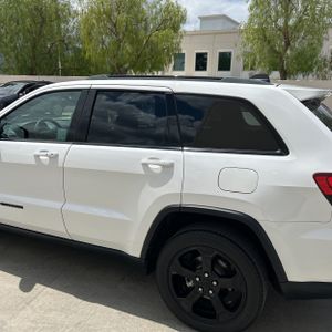 JEEP GRAND CHEROKEE - 6
