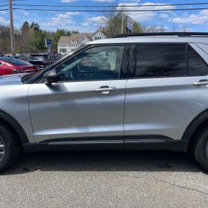 FORD EXPLORER XLT - 4