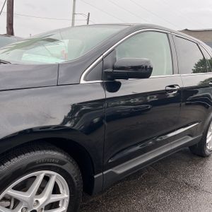 FORD EDGE SEL - 2