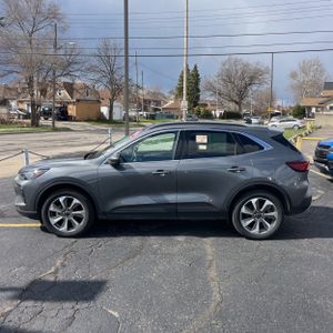 FORD ESCAPE PLATINUM - 3