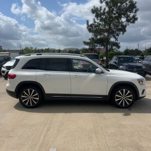 MERCEDES-BENZ GLB - 10