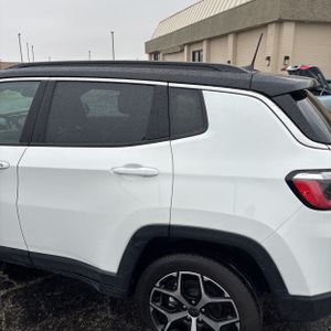 JEEP COMPASS LIMITED 4X4 - 6