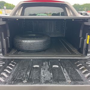 2011 Chevrolet AVALANCHE LS — миниатюра 39