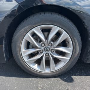 2019 Toyota AVALON XLE — фото 17