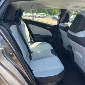 صورة مصغرة 34 لـ 2017 Toyota PRIUS THREE
