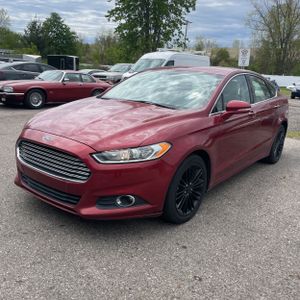 FORD FUSION SE - 1