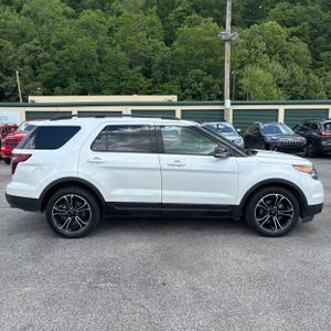FORD EXPLORER SPORT - 10