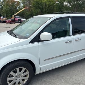 2015 Chrysler TOWN AND COUNTRY TOURING 照片 2