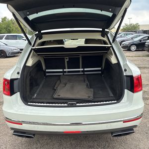 2017 Bentley BENTAYGA BASE — фото 43