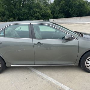 2012 Toyota CAMRY LE — миниатюра 11