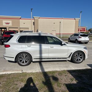 BMW X7 XDRIVE40I - 10