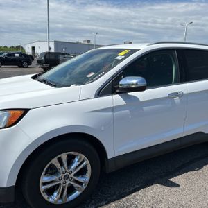 FORD EDGE SEL - 2