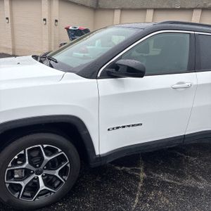 JEEP COMPASS LIMITED 4X4 - 2