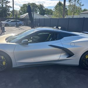 CHEVROLET CORVETTE STINGRAY - 4