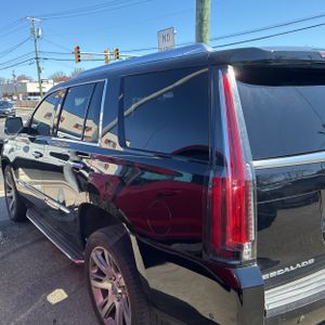 CADILLAC ESCALADE LUXURY - 6