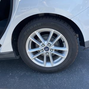 2016 FORD FOCUS SE — миниатюра 18