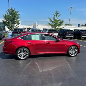 صورة 10 لـ 2022 Cadillac CT5 PREMIUM LUXURY
