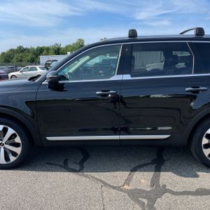 صورة 4 لـ 2022 KIA TELLURIDE S