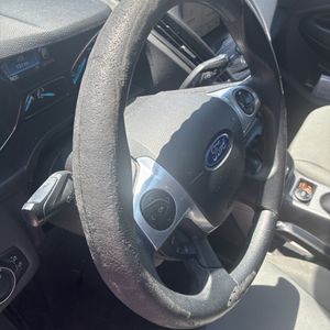 صورة مصغرة 64 لـ 2016 FORD ESCAPE SE