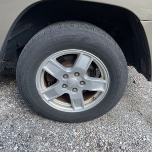 2006 JEEP GRAND CHEROKEE LAREDO — миниатюра 18