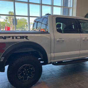 FORD F-150 RAPTOR - 8