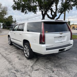 CADILLAC ESCALADE ESV PREMIUM LUXURY - 5