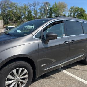 CHRYSLER PACIFICA TOURING-L - 2