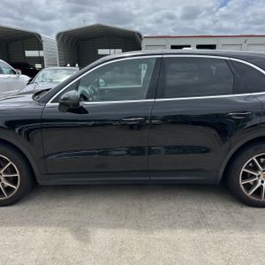 PORSCHE CAYENNE BASE - 4
