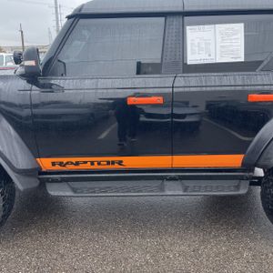 FORD BRONCO RAPTOR - 4