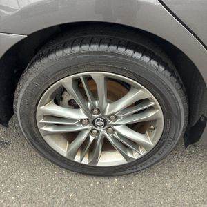 2017 Toyota CAMRY SE thumbnail 19