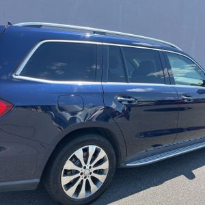 2017 Mercedes-BENZ GLS 照片 9