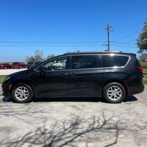 CHRYSLER PACIFICA TOURING L - 3