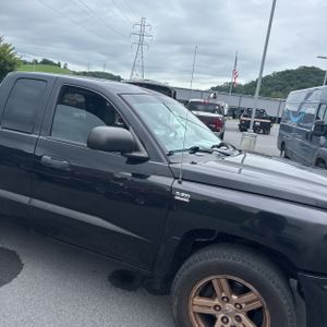 2010 Dodge DAKOTA BIGHORN/LONESTAR — миниатюра 13
