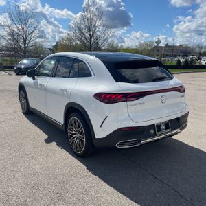 MERCEDES-BENZ EQE - 5