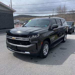 CHEVROLET SUBURBAN LS - 1