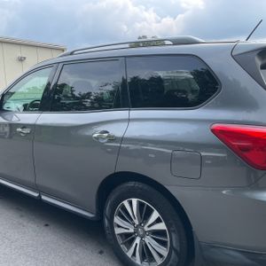 2017 Nissan PATHFINDER S 照片 6